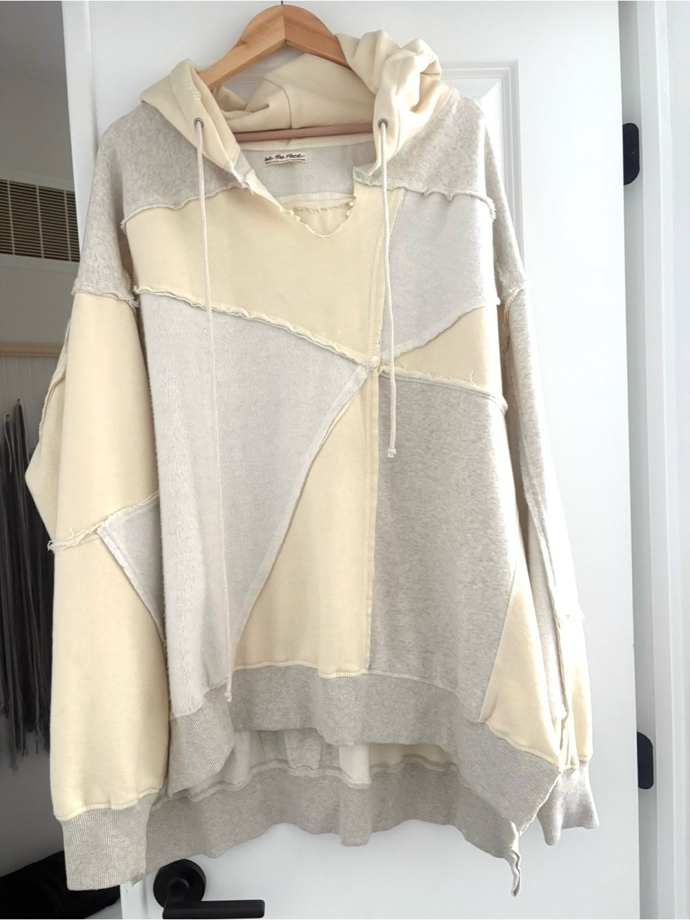 We The Free Neutral Patchwork Hoodie Sweatshirt - Cream & Light Gray XL